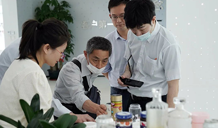 爱普生代表团莅临PA视讯集团官网总部参观交流